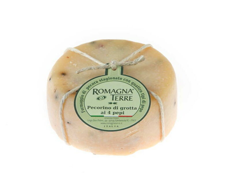 Formaggio di pecora stagionato con quattro tipi di pepe prodotto in Italia senza coloranti nè conservanti